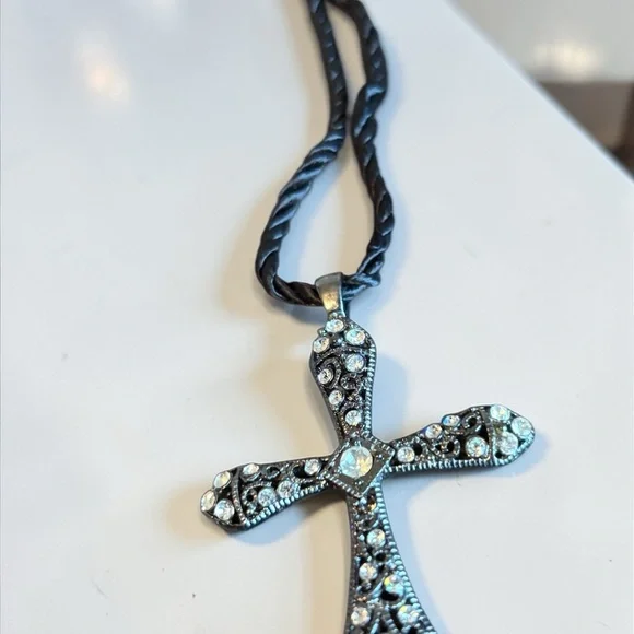 Rhinestone Cross Pendant Necklace - Silver Tone - Picture 3 of 6